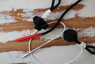 Needle for rope/cordage