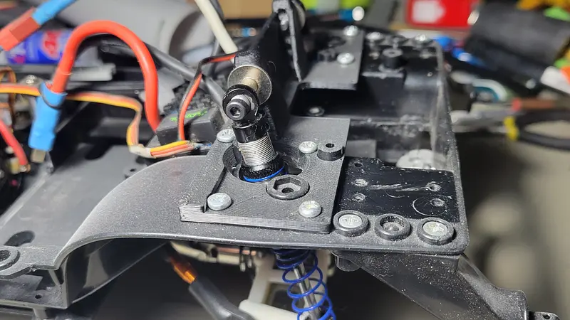 Tamiya CC01 90mm Rear Shock modification (easy to do)