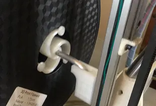 Spool Holder With Hub Adapter