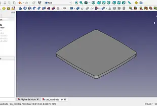 Modelo FreeCad de un prisma delgado casi cuadrado.