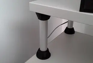 Feet for 20mm furniture pipes