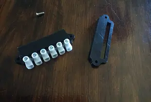 Cap for screw terminal block