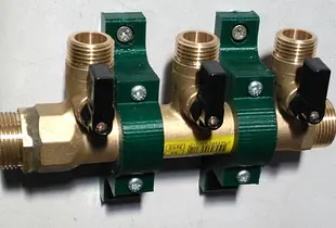 Plumbing Manifold Bracket