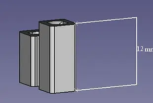 Plot de fixation pour cloison de faible épaisseur