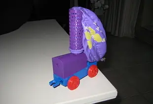 Duplo balloon racing car