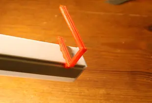 Lamp-accessories for shelf-installation